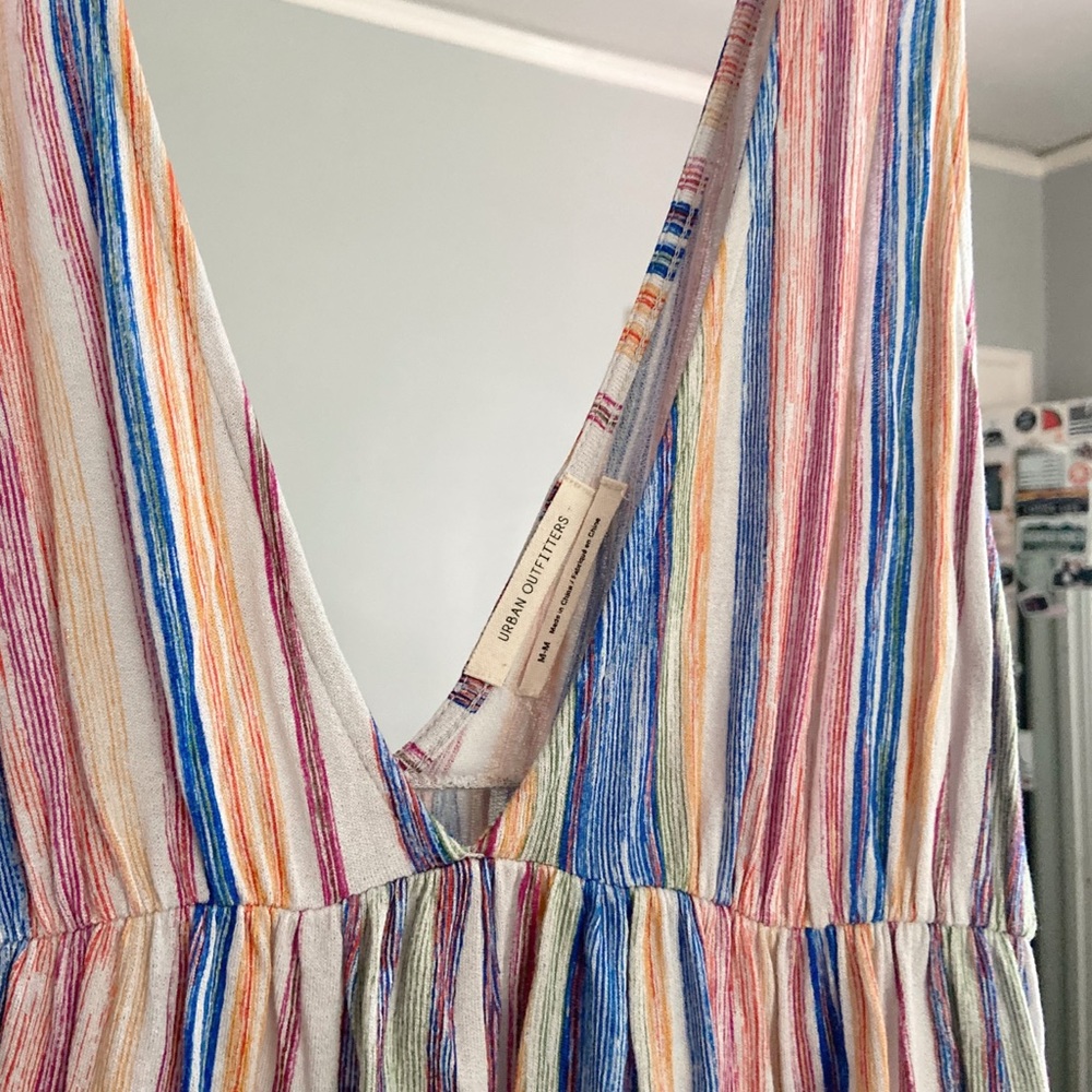 UO Striped Plunge Neck Flowy Tank - Picture 2 of 2